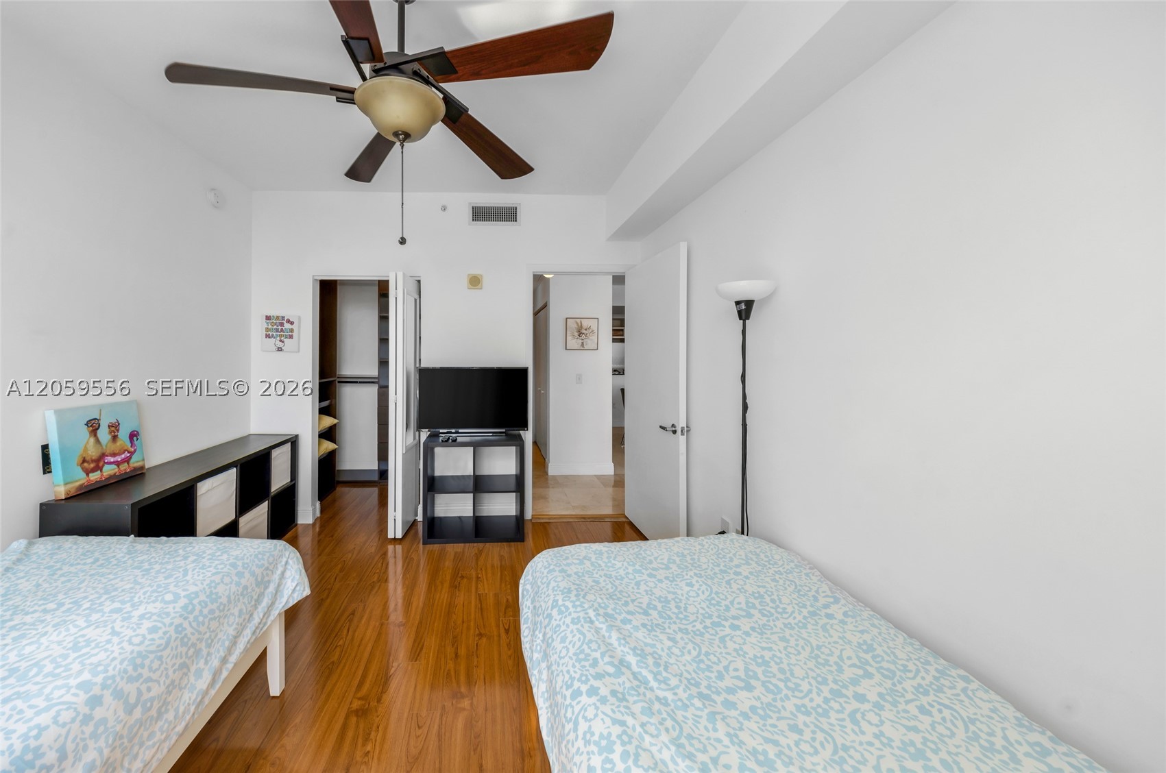 3131 NE 188th St #1-910, Aventura FL 33180
