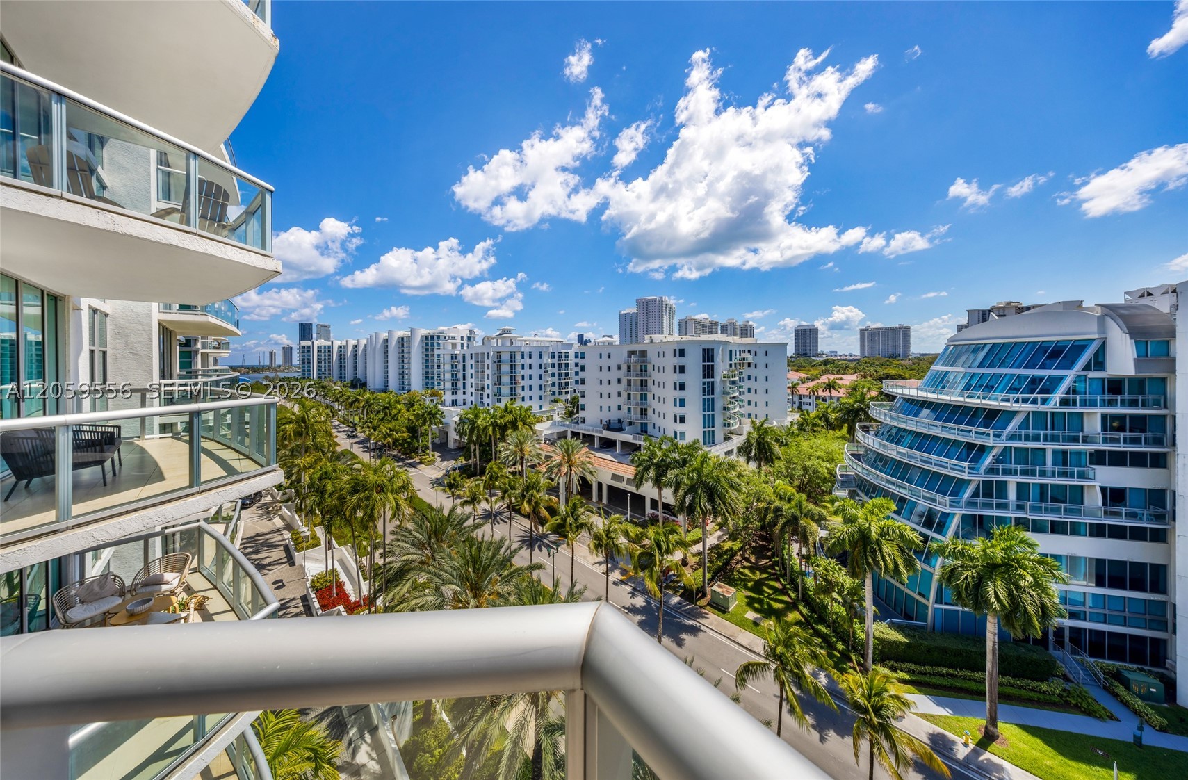 3131 NE 188th St #1-910, Aventura FL 33180