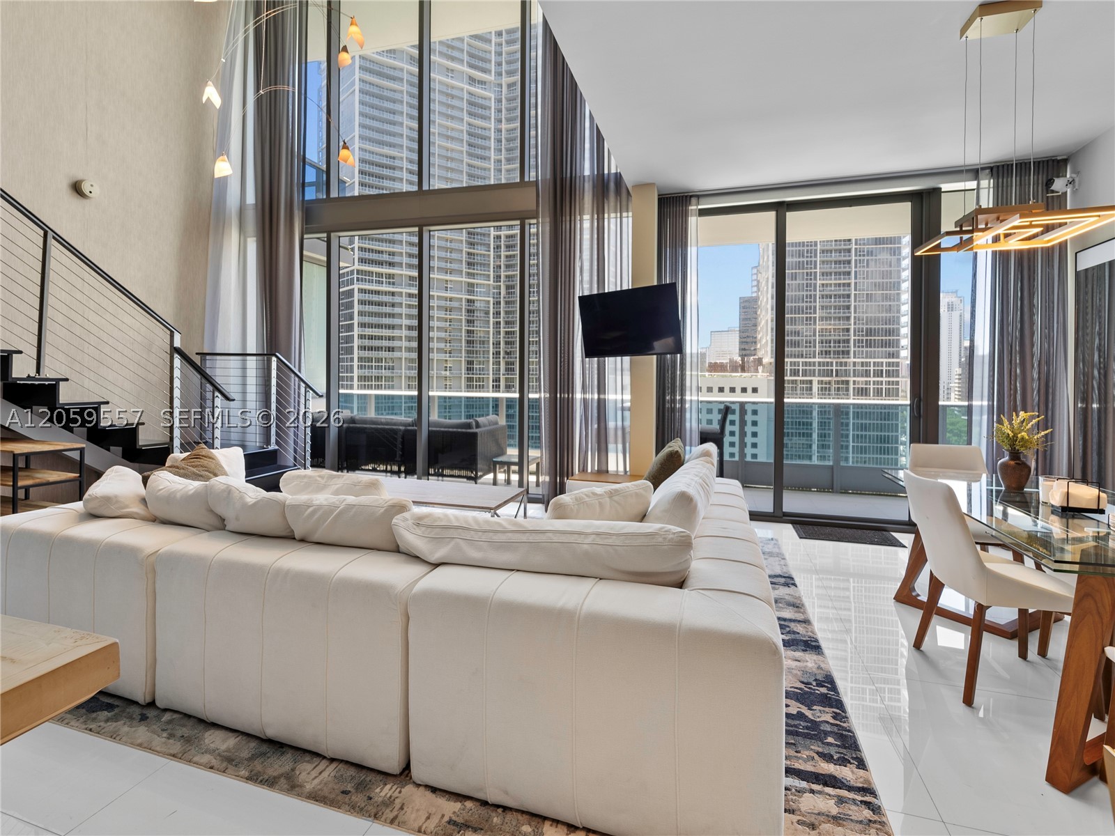 200 Biscayne Boulevard Way #1407, Miami FL 33131
