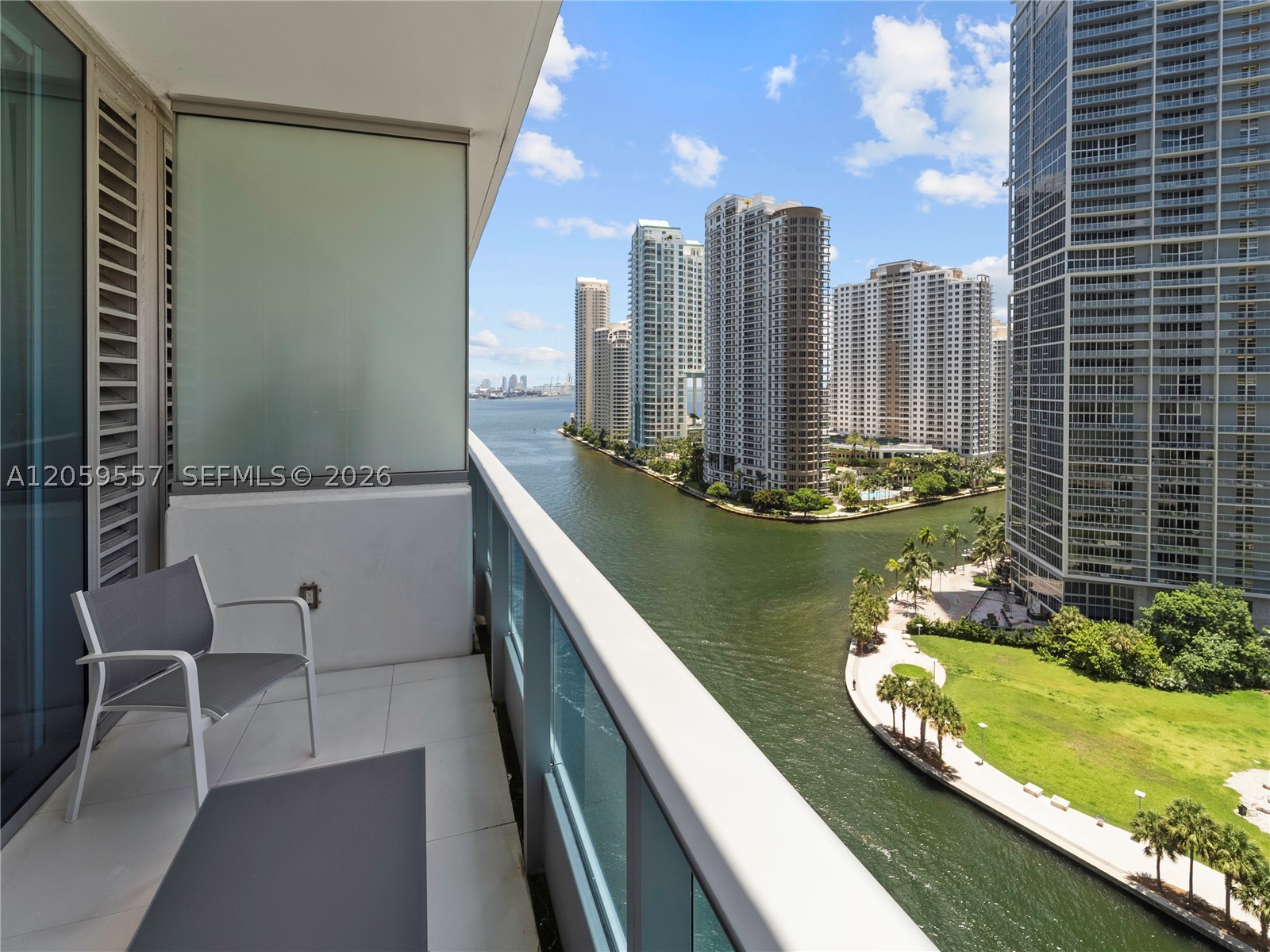 200 Biscayne Boulevard Way #1407, Miami FL 33131