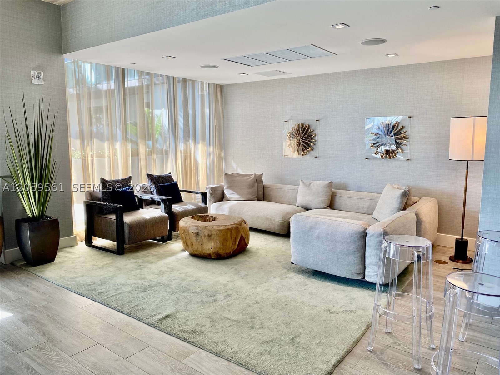 2960 NE 207th St #517, Aventura FL 33180