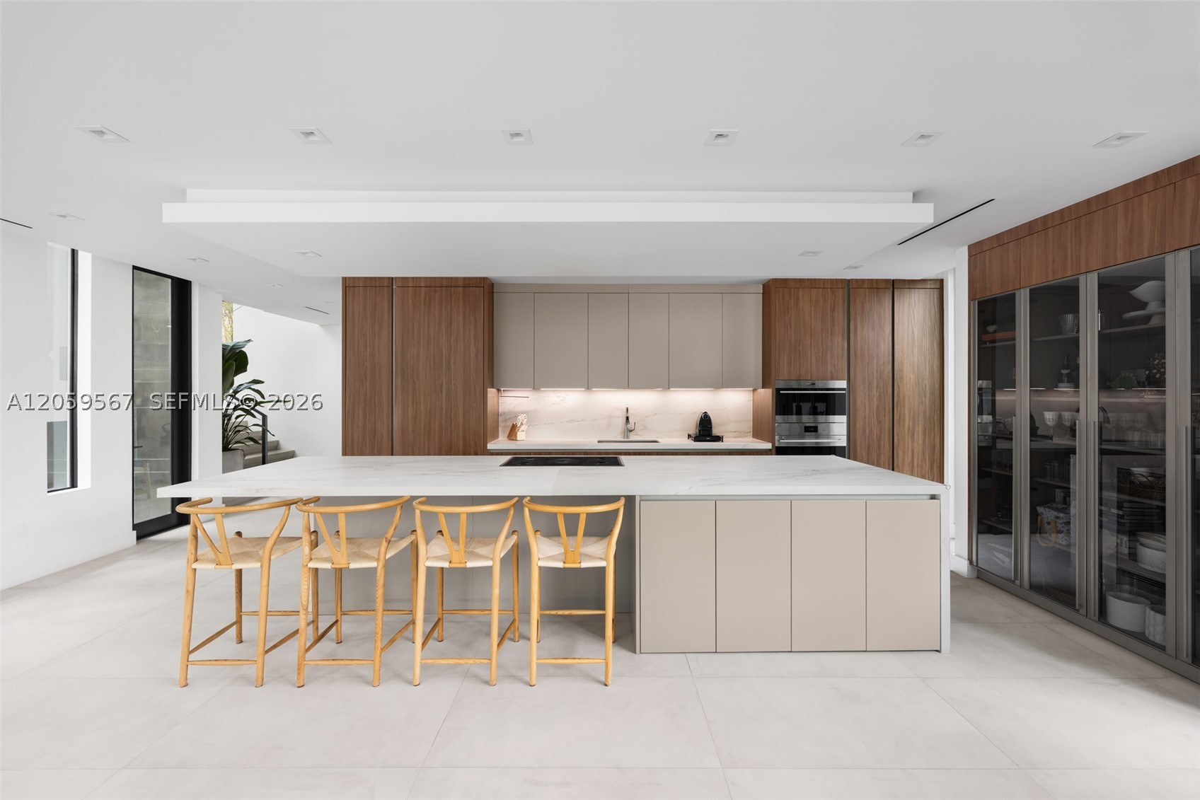5630 Pine Tree Dr, Miami Beach FL 33140