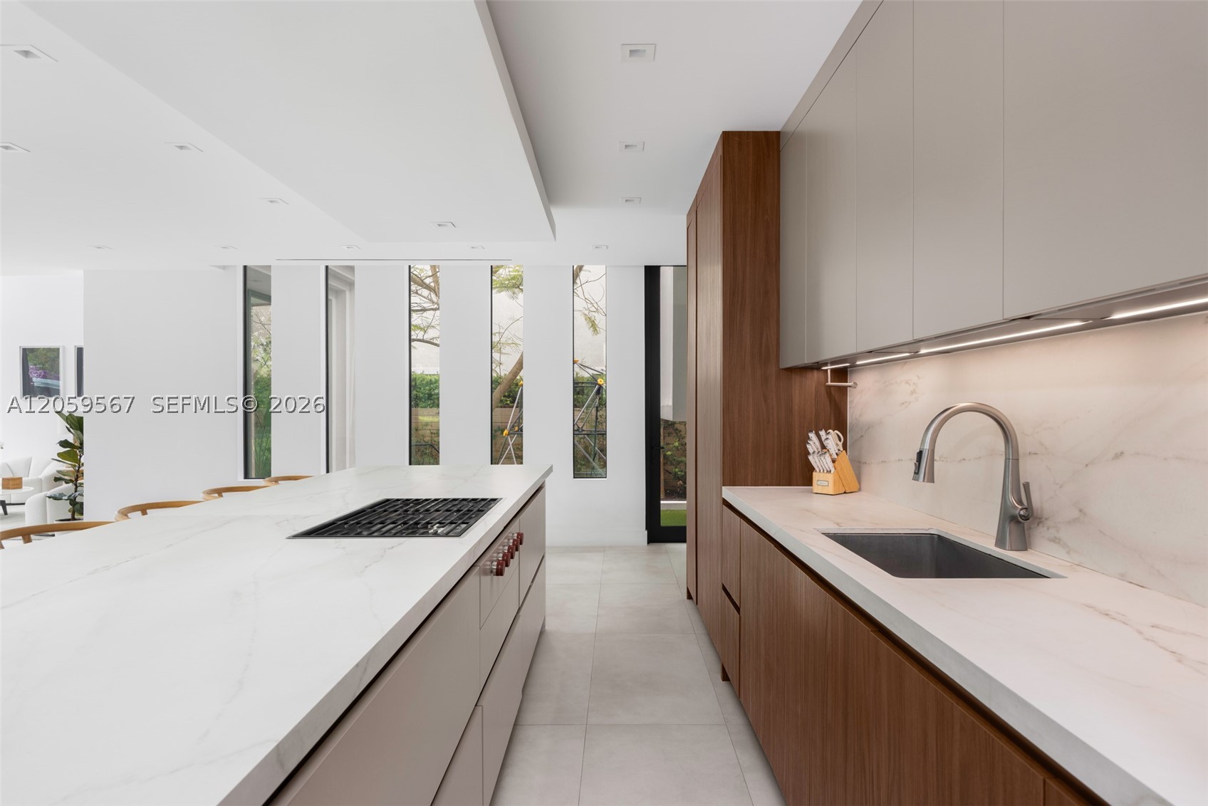 5630 Pine Tree Dr, Miami Beach FL 33140