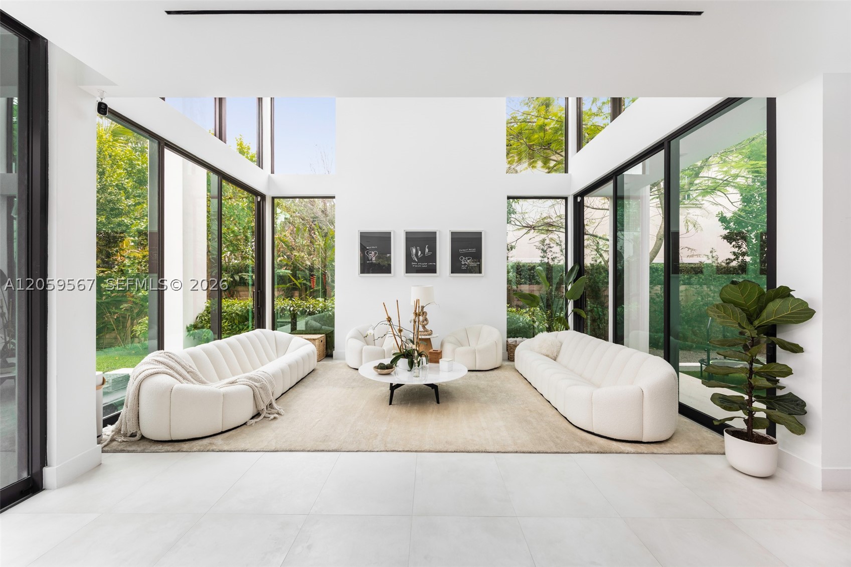 5630 Pine Tree Dr, Miami Beach FL 33140