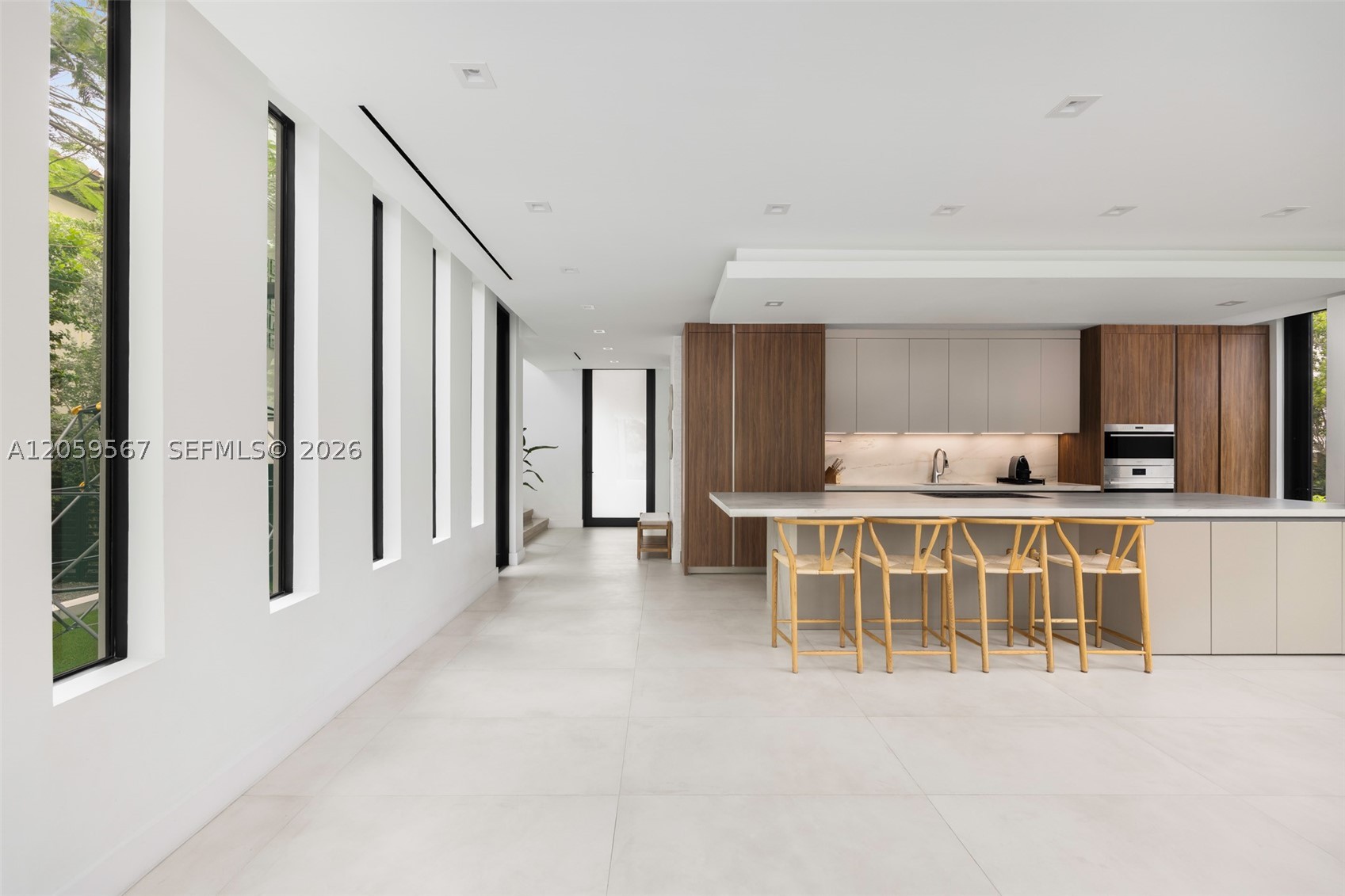5630 Pine Tree Dr, Miami Beach FL 33140