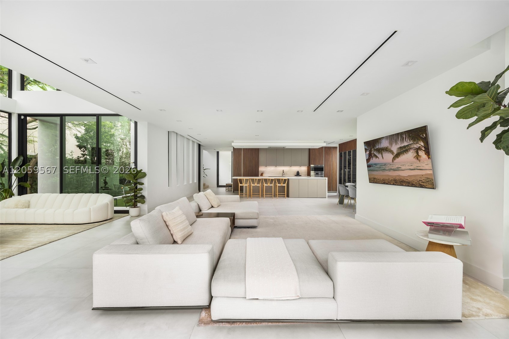 5630 Pine Tree Dr, Miami Beach FL 33140