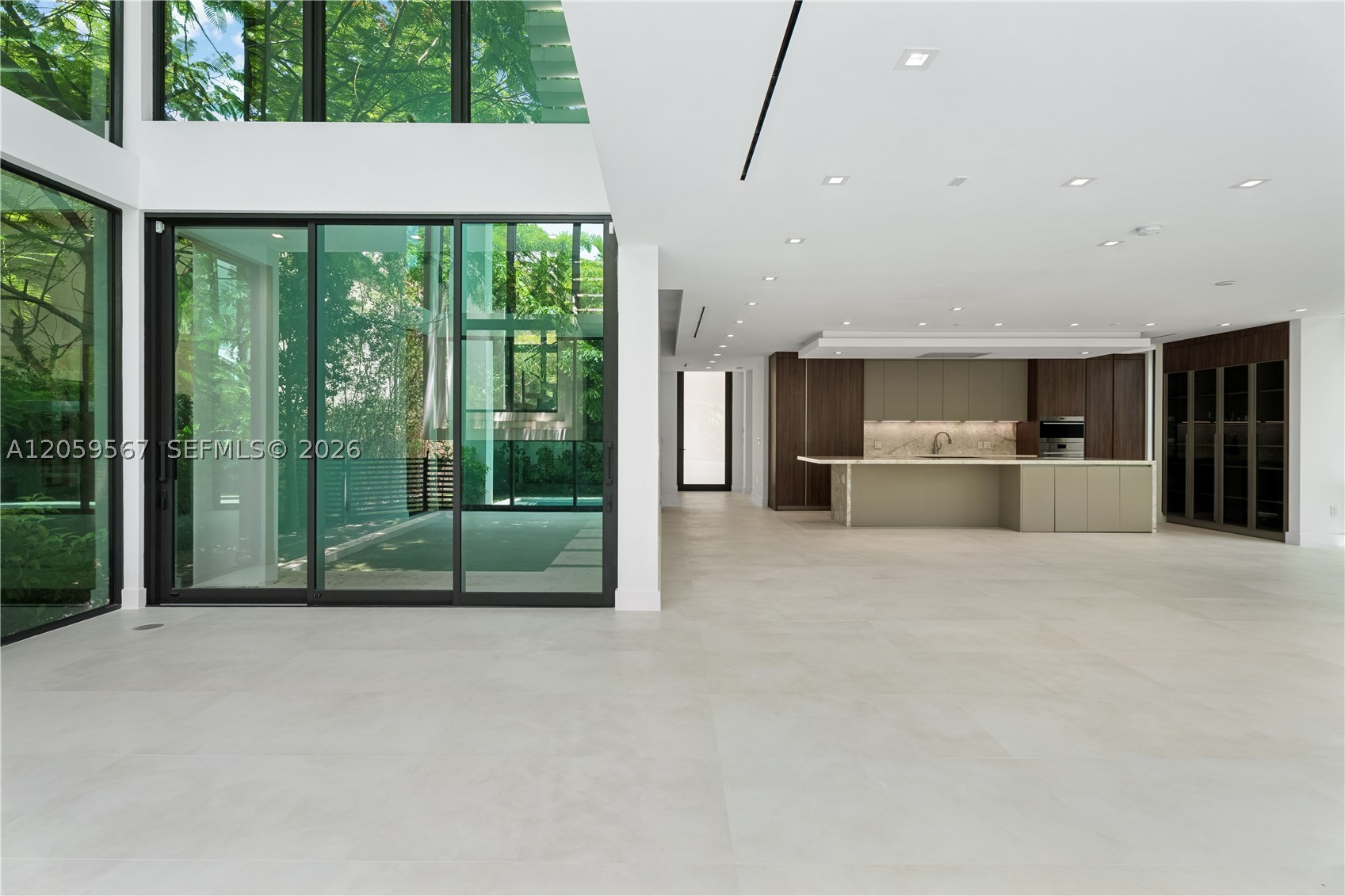 5630 Pine Tree Dr, Miami Beach FL 33140