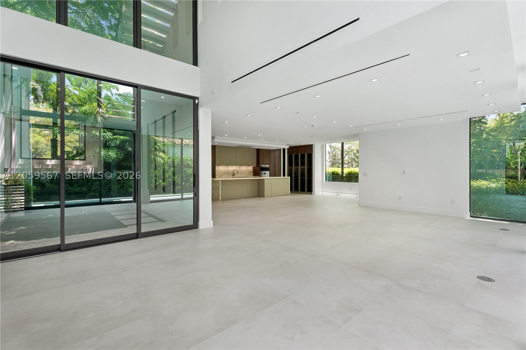 5630 Pine Tree Dr, Miami Beach FL 33140