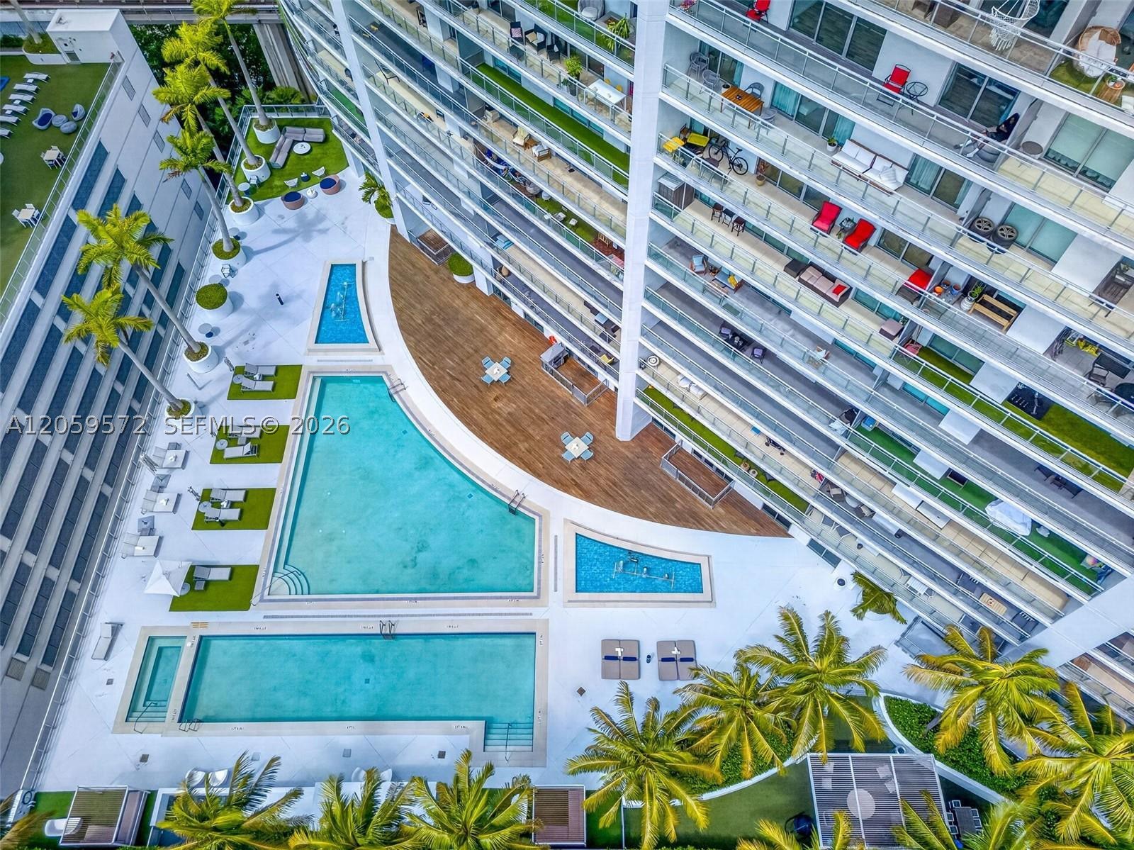 90 SW 3rd St #3212, Miami FL 33130