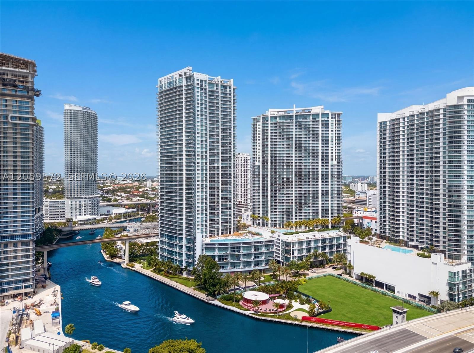 90 SW 3rd St #3212, Miami FL 33130