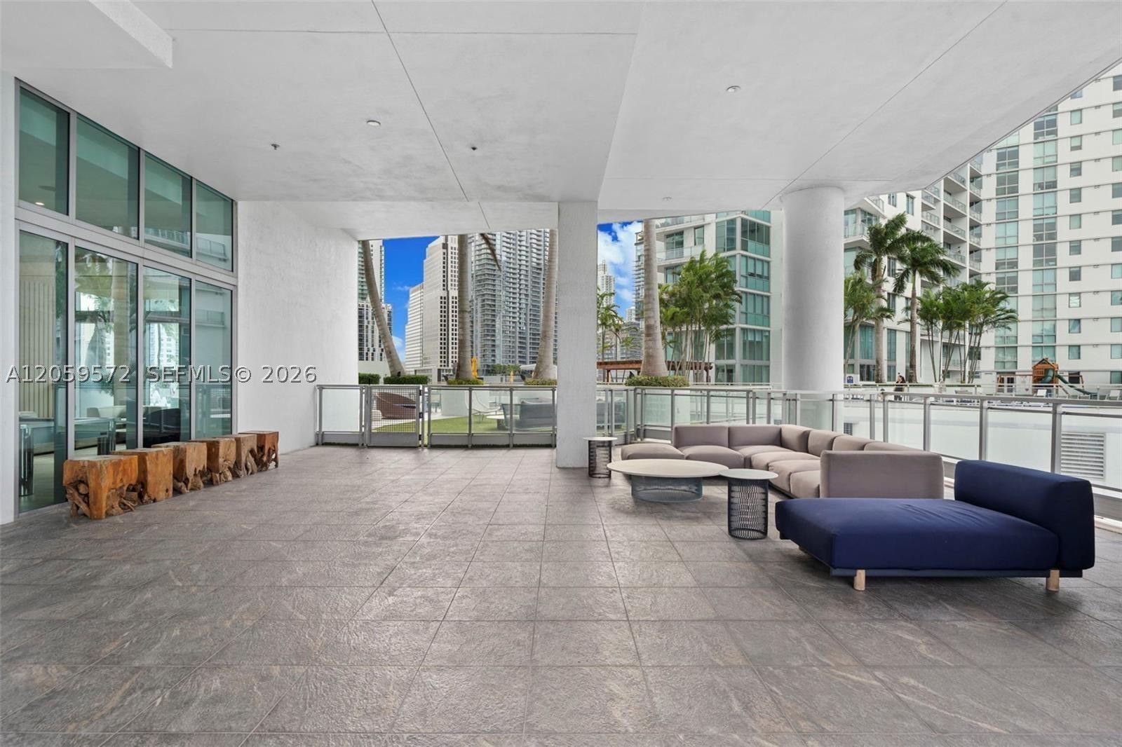 90 SW 3rd St #3212, Miami FL 33130