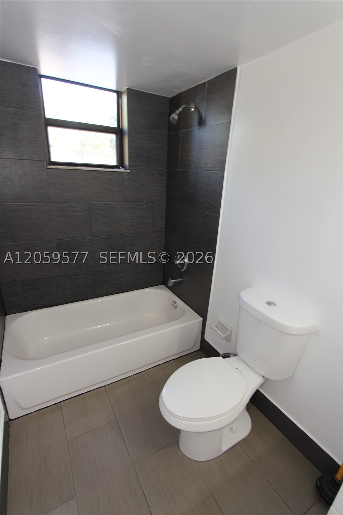 650 NW 114th Ave #101, Sweetwater FL 33172