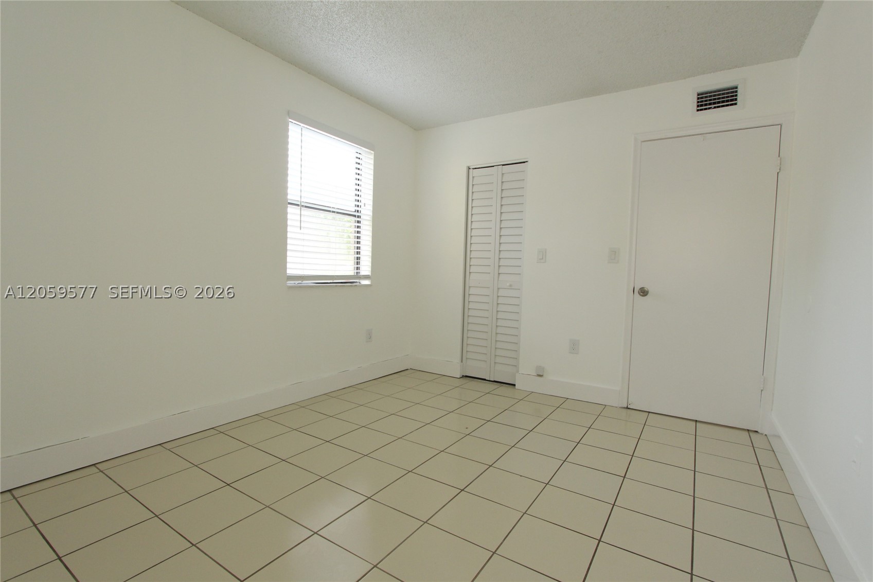 650 NW 114th Ave #101, Sweetwater FL 33172