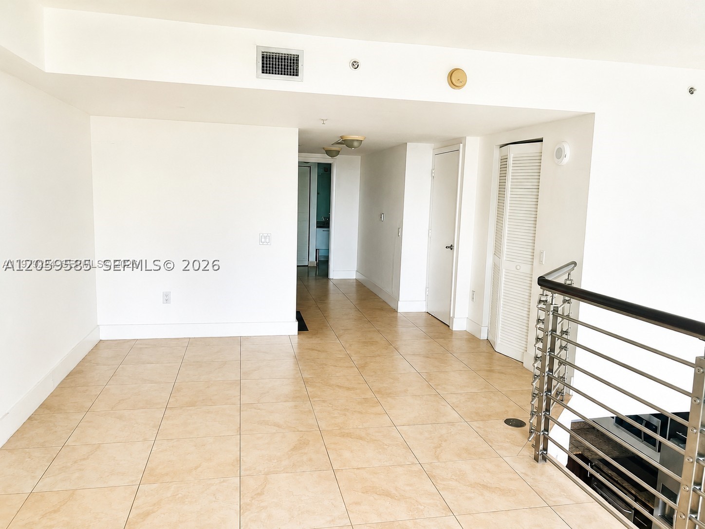 41 SE 5th St #907, Miami FL 33131