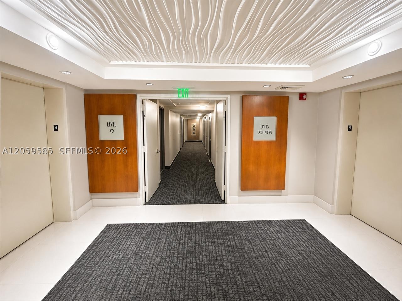 41 SE 5th St #907, Miami FL 33131