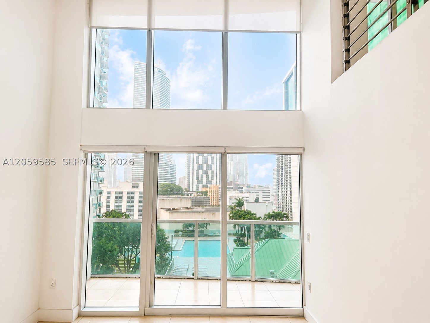 41 SE 5th St #907, Miami FL 33131