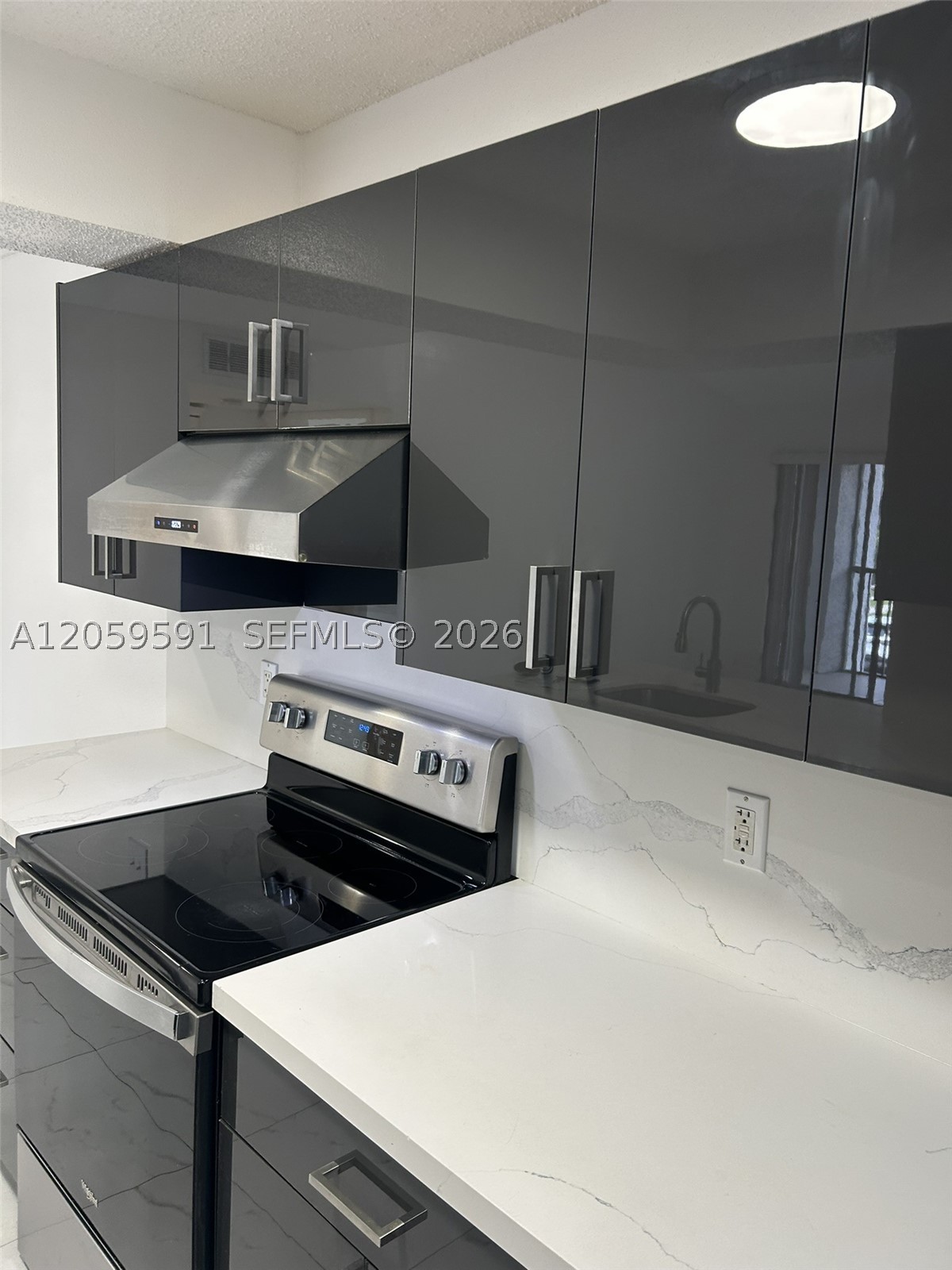 Miami FL 33196 - A12059591