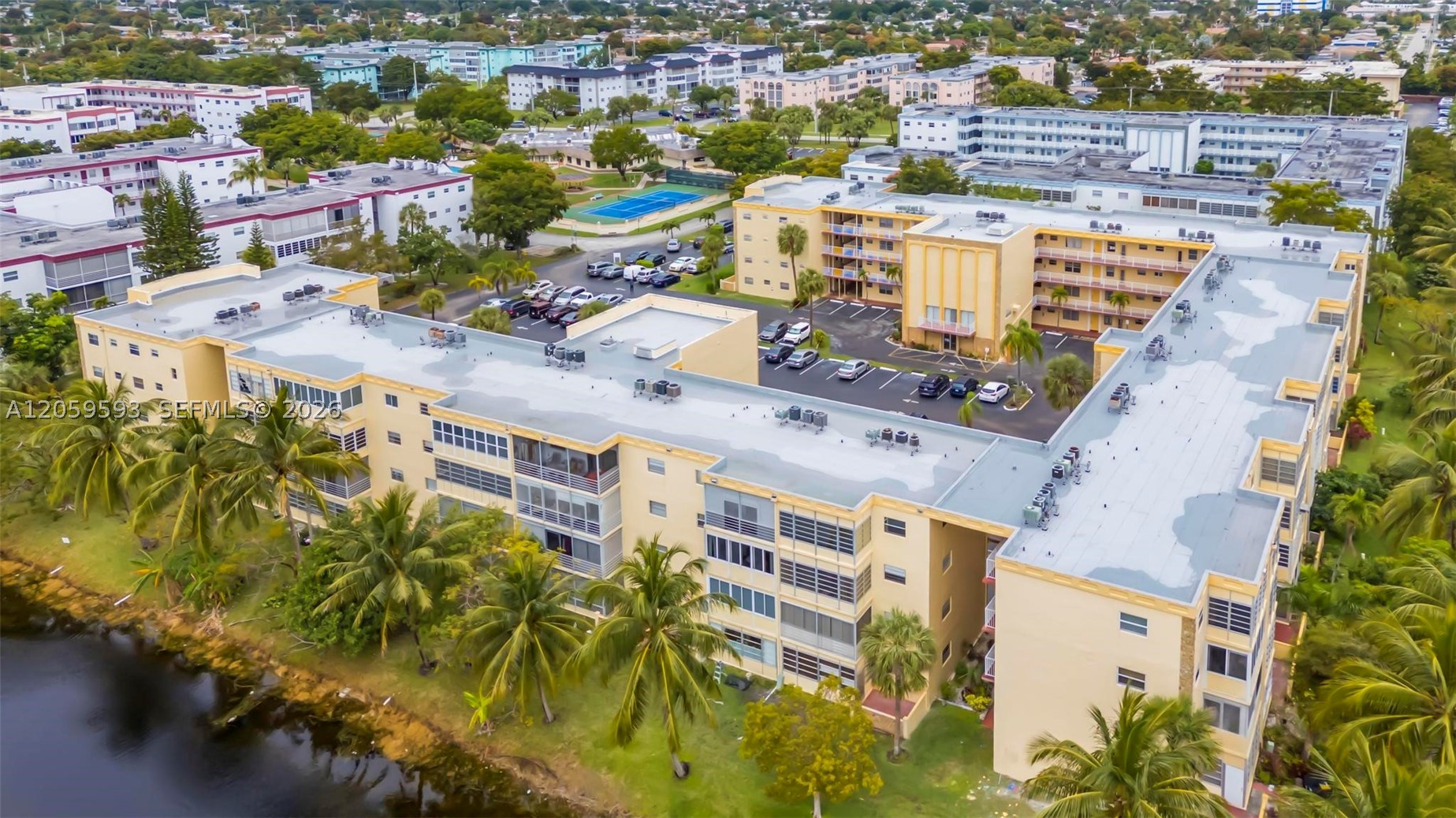 3990 NW 42nd Ave #403, Lauderdale Lakes FL 33319