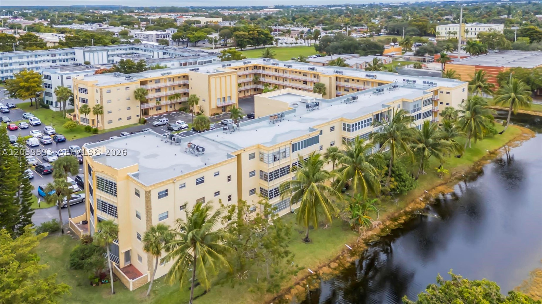 3990 NW 42nd Ave #403, Lauderdale Lakes FL 33319