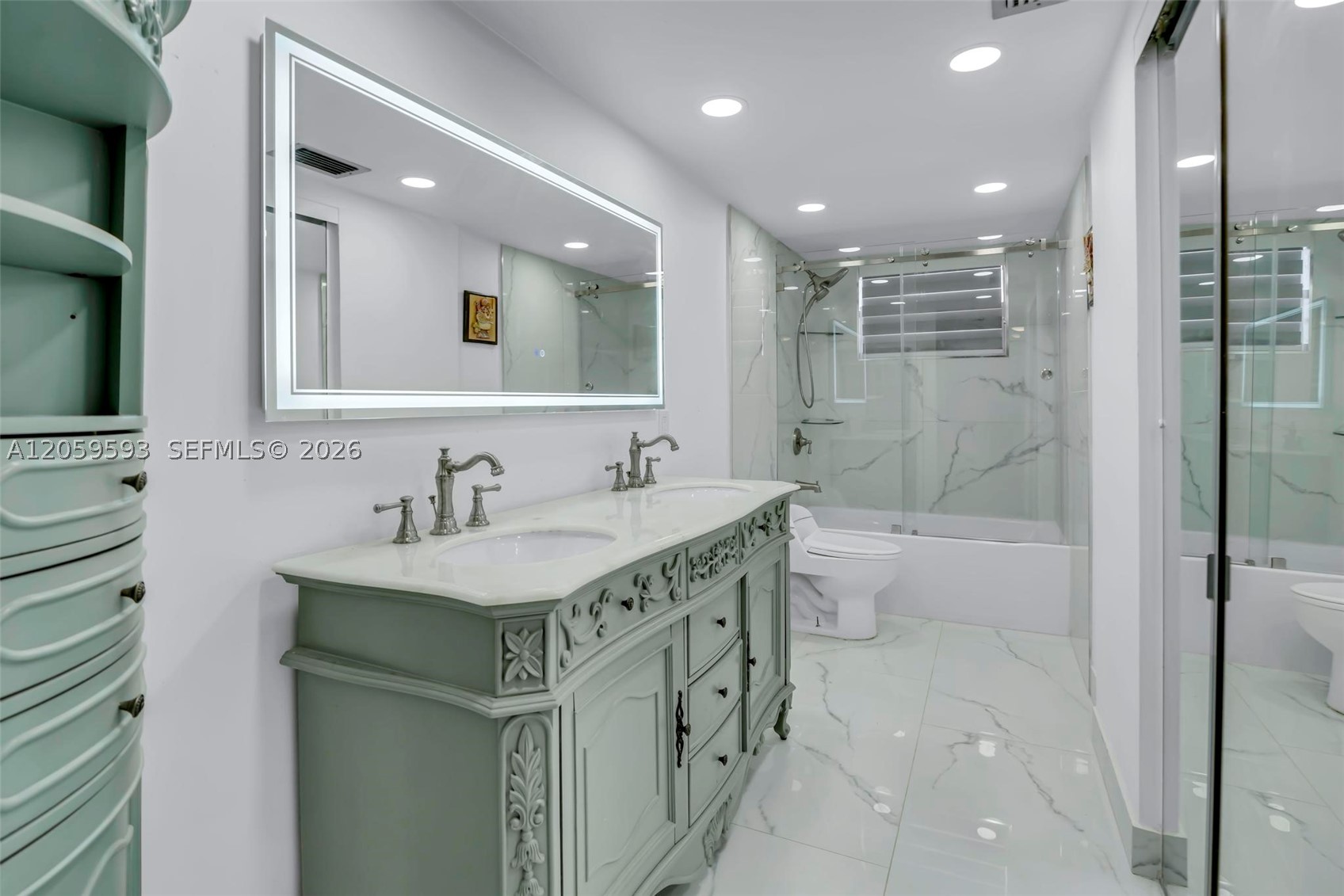 3990 NW 42nd Ave #403, Lauderdale Lakes FL 33319