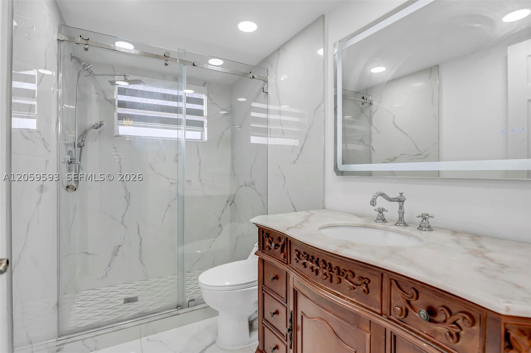 3990 NW 42nd Ave #403, Lauderdale Lakes FL 33319