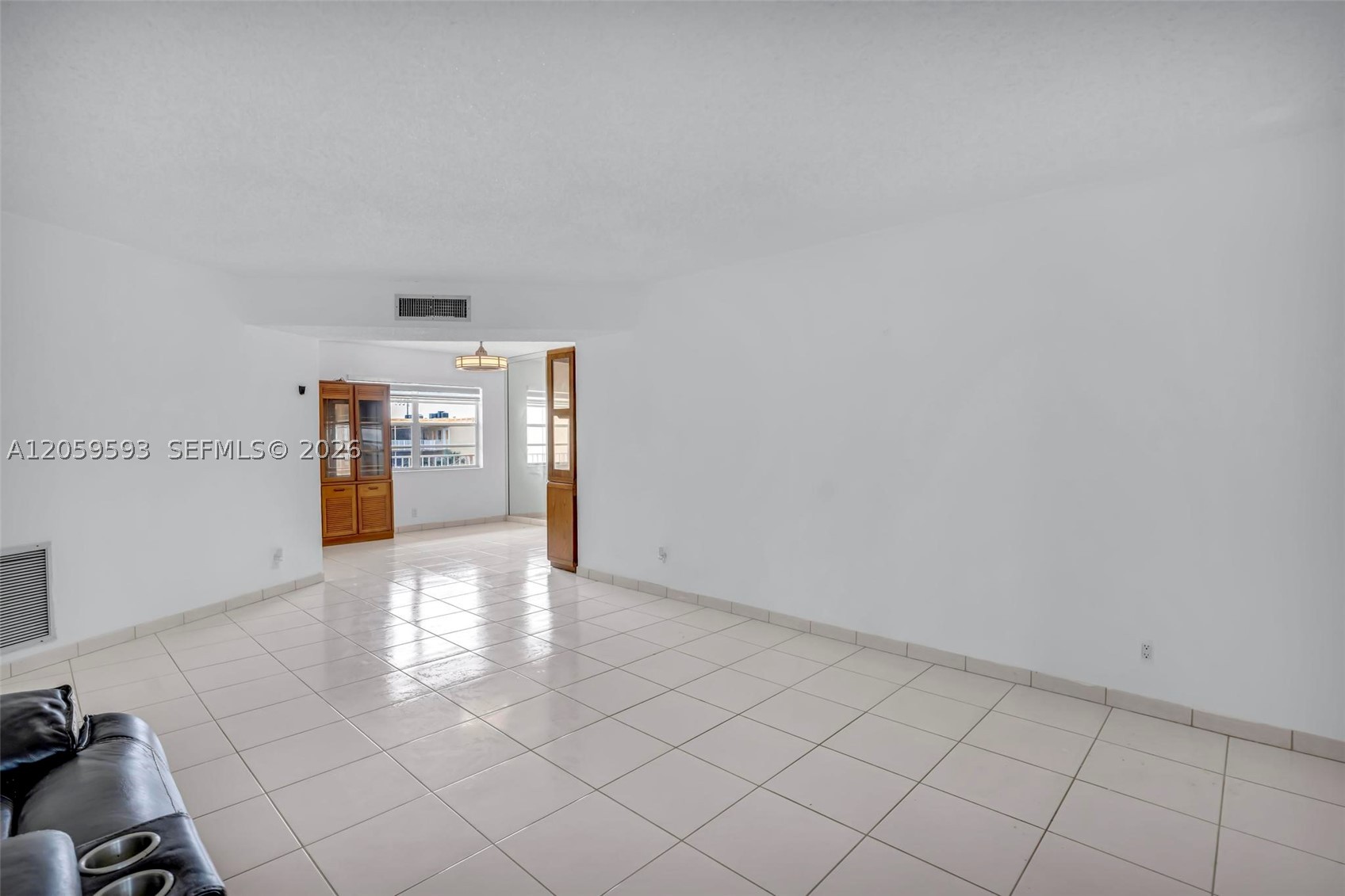 3990 NW 42nd Ave #403, Lauderdale Lakes FL 33319