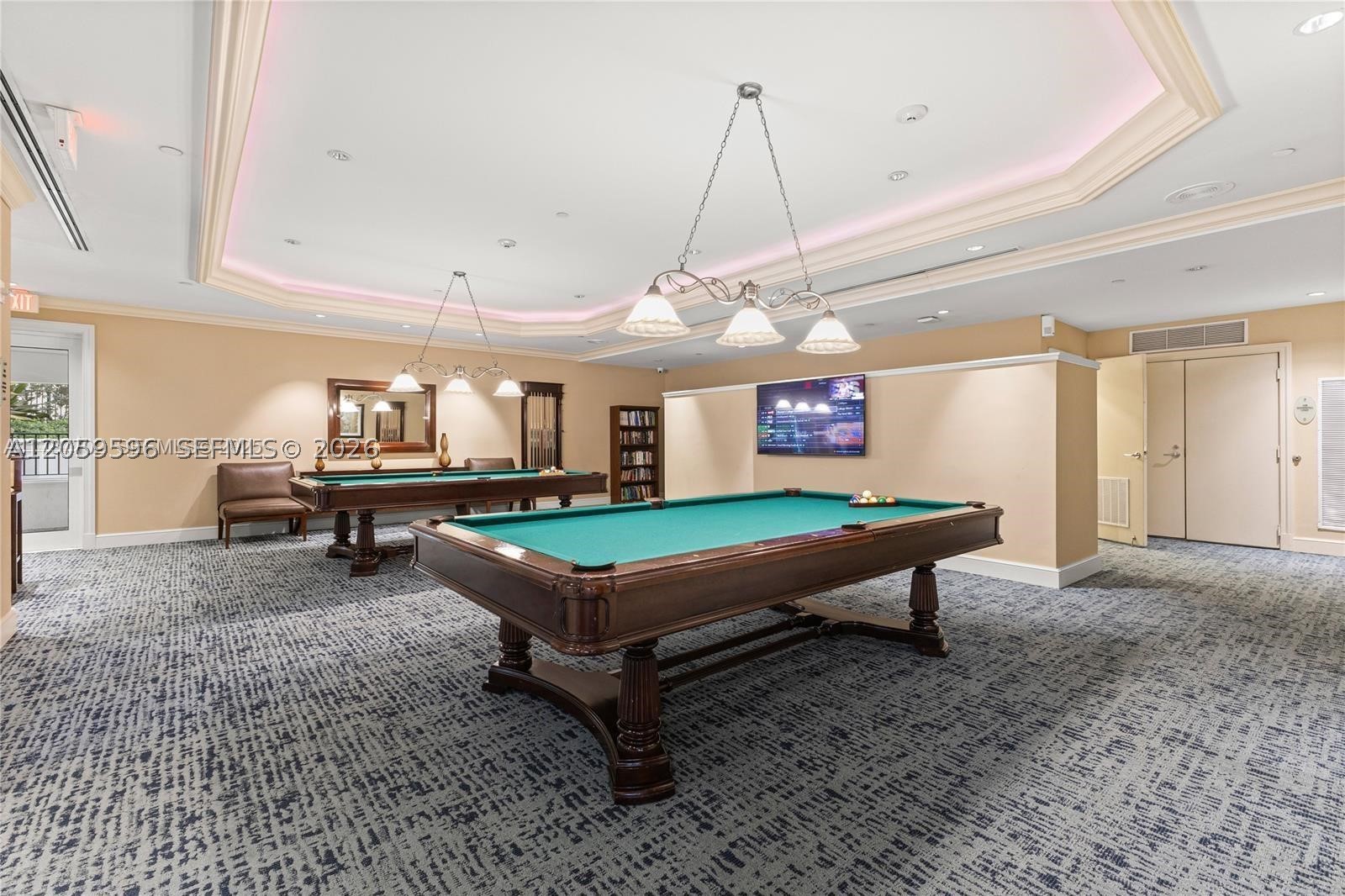 19900 E Country Club Dr #310, Aventura FL 33180