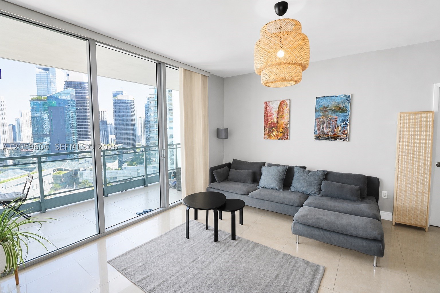 90 SW 3rd St #3212, Miami FL 33130