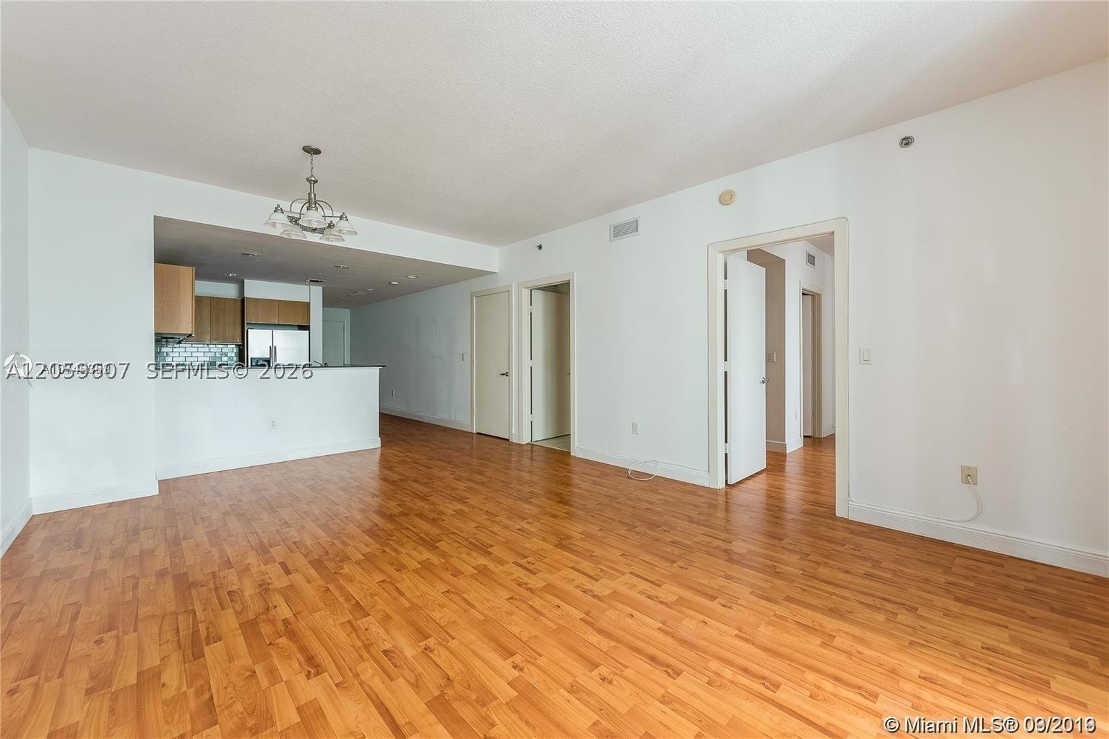 1060 Brickell Avenue #2315, Miami FL 33131