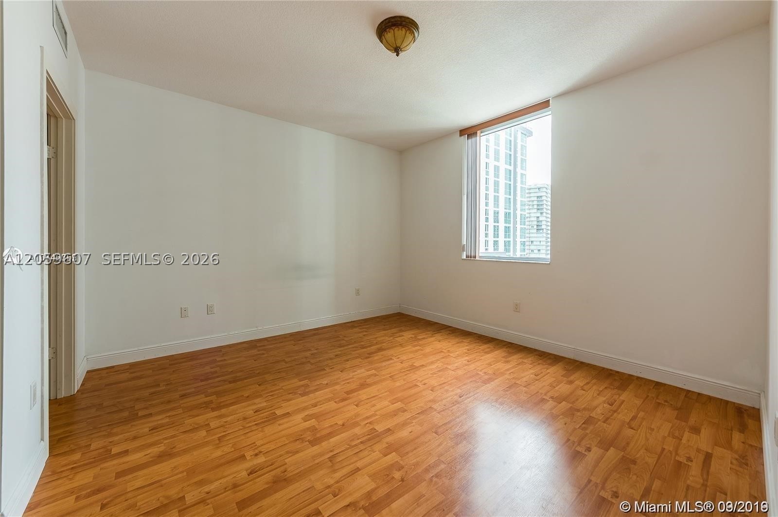 1060 Brickell Avenue #2315, Miami FL 33131