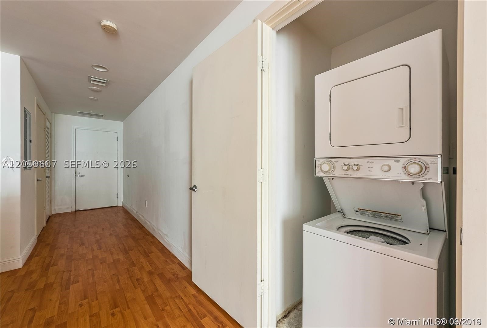 1060 Brickell Avenue #2315, Miami FL 33131