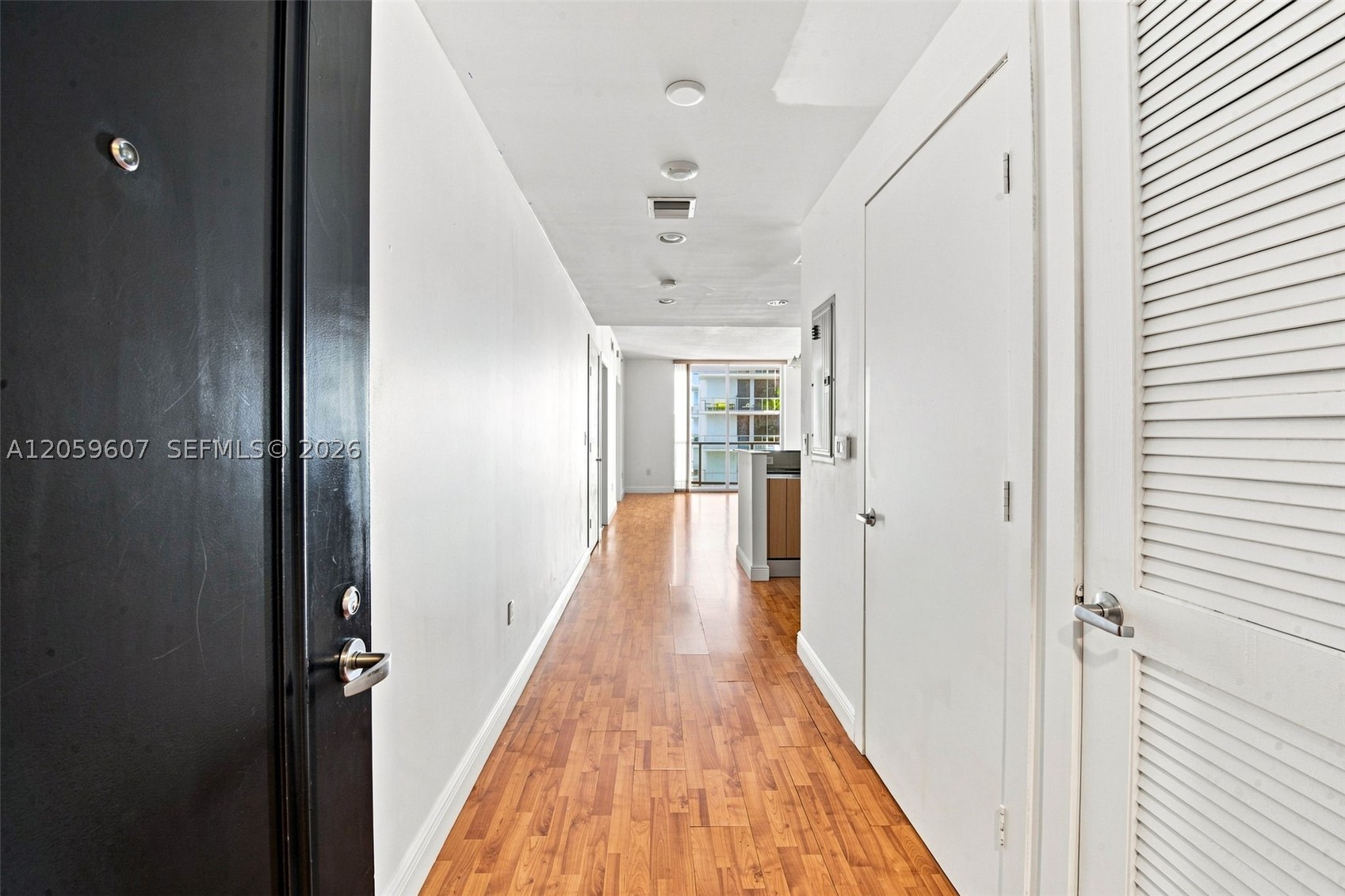 1060 Brickell Avenue #2315, Miami FL 33131
