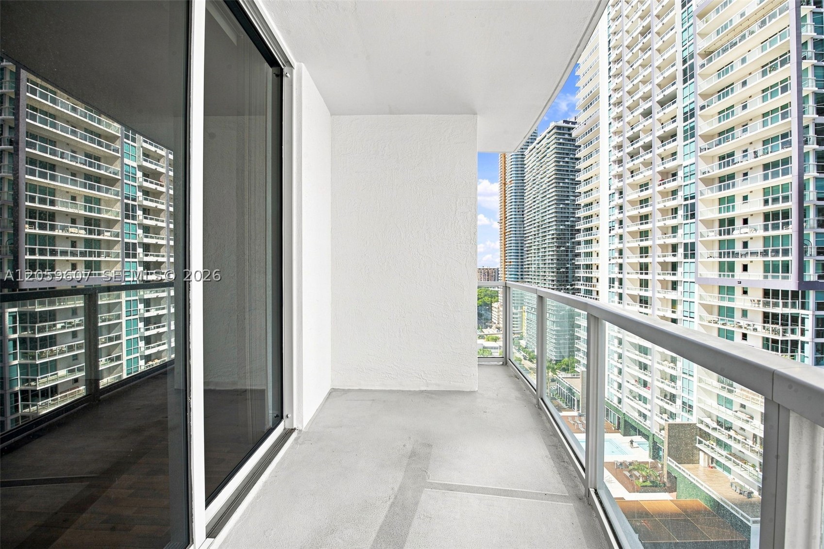 1060 Brickell Avenue #2315, Miami FL 33131