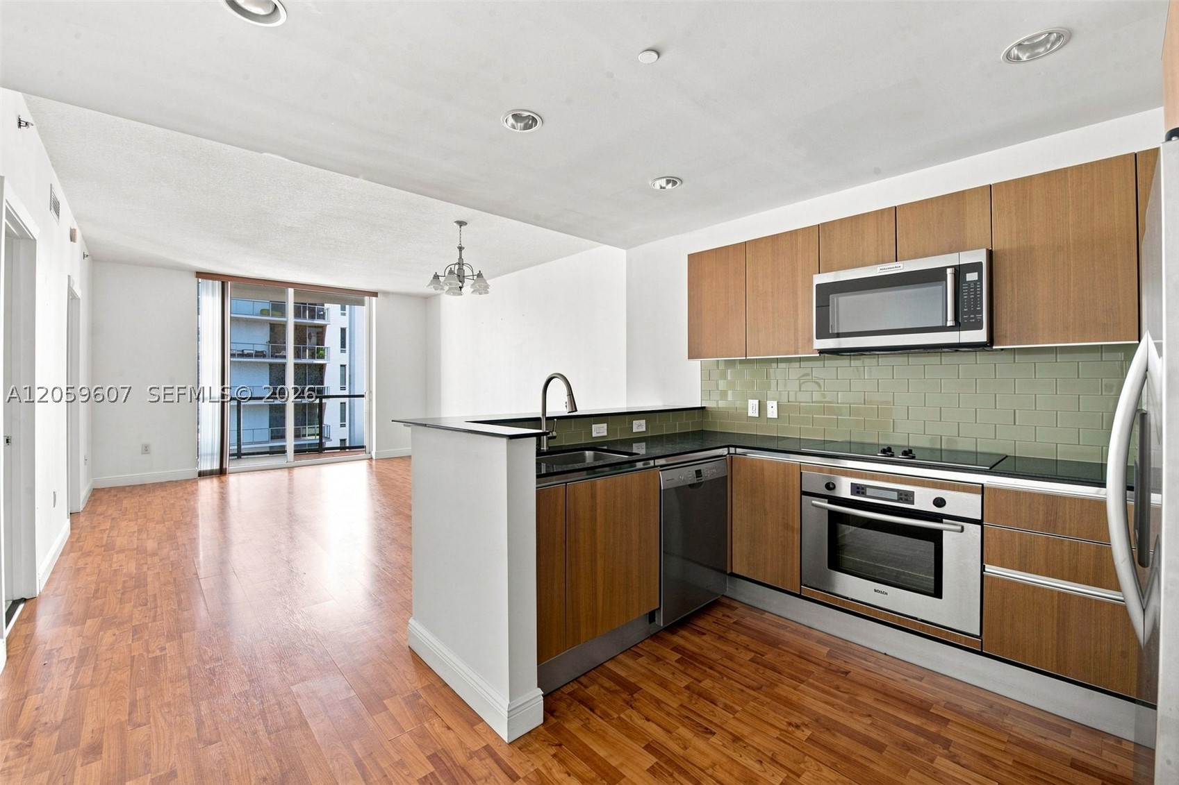 1060 Brickell Avenue #2315, Miami FL 33131