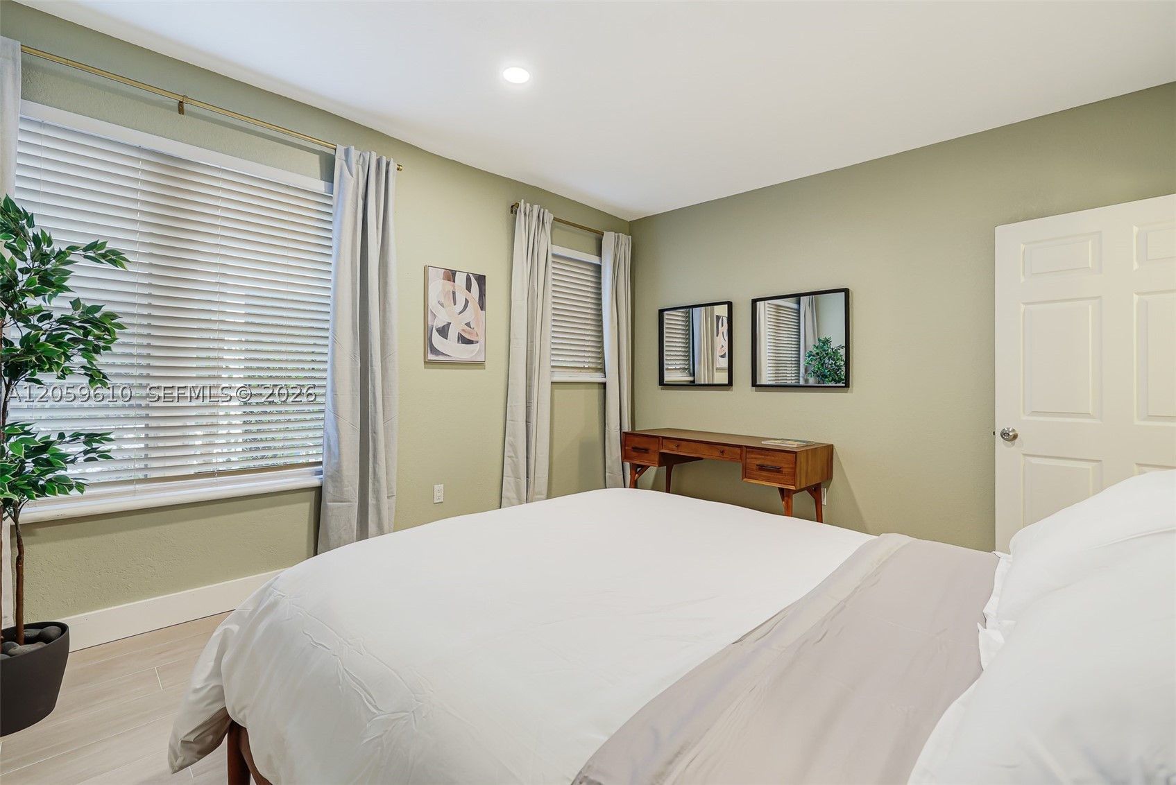 1018 Meridian Ave #2, Miami Beach FL 33139