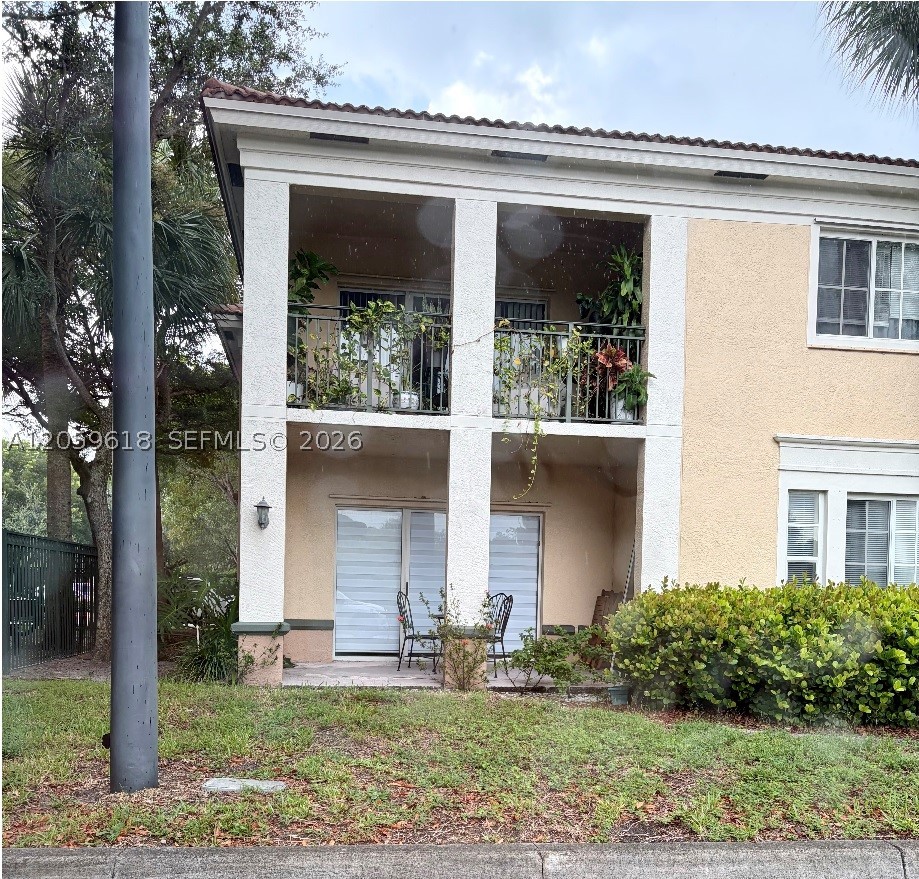 2452 Centergate Dr #104, Miramar FL 33025