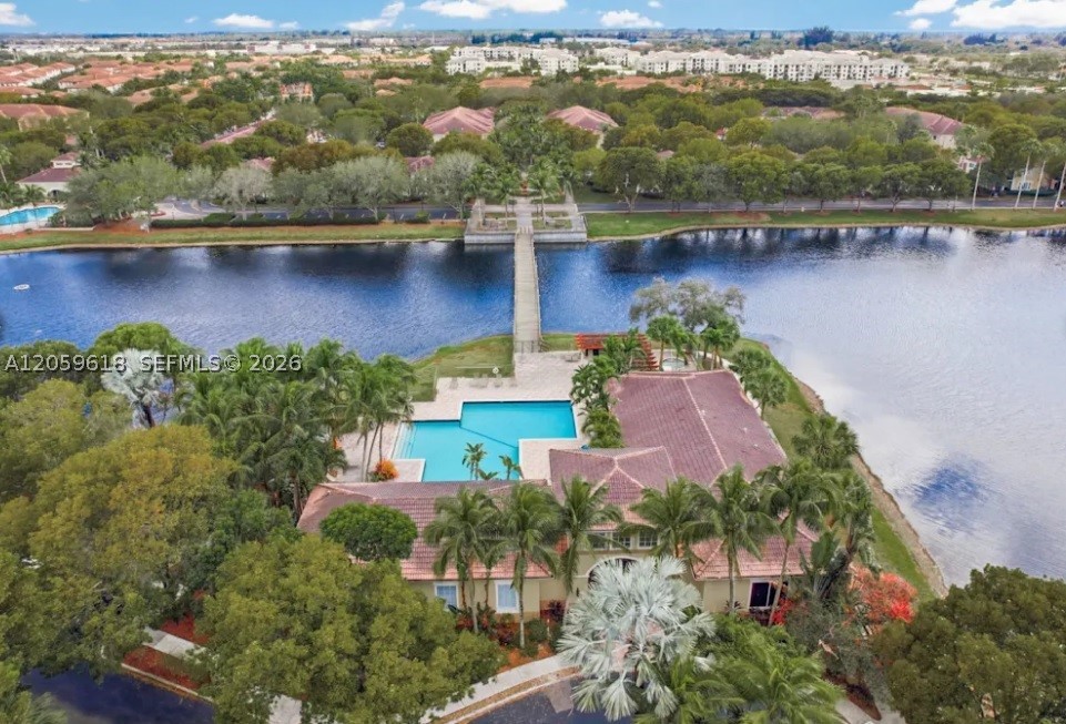 2452 Centergate Dr #104, Miramar FL 33025