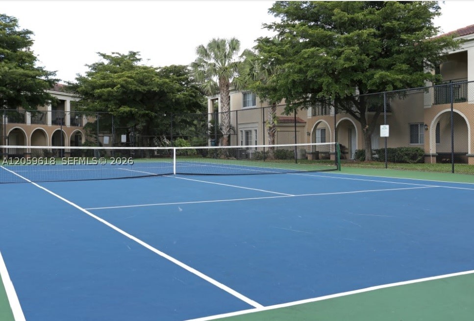 2452 Centergate Dr #104, Miramar FL 33025