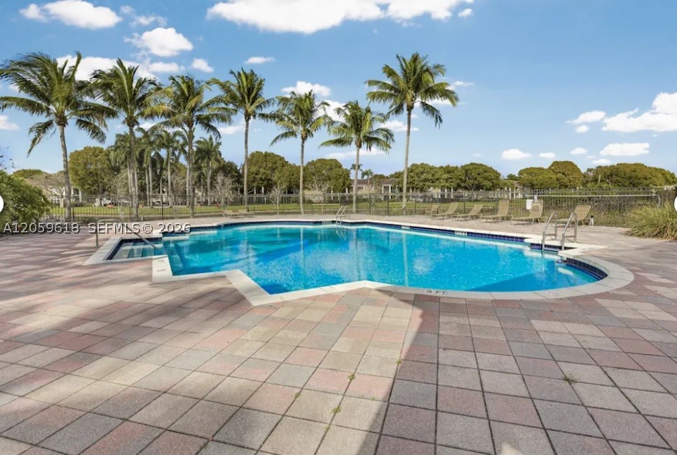 2452 Centergate Dr #104, Miramar FL 33025