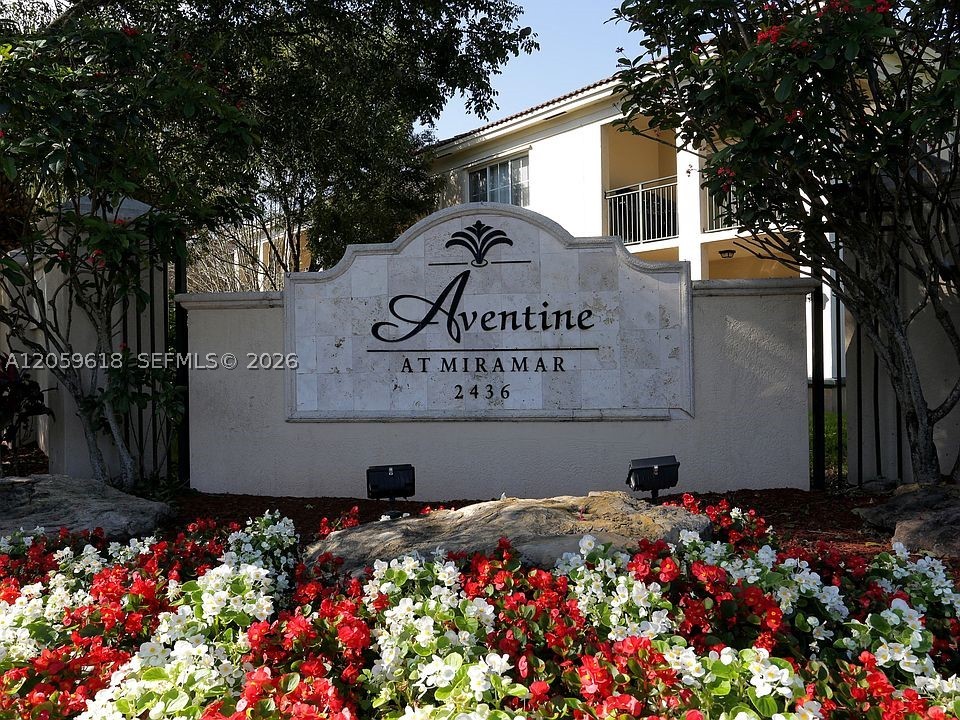 2452 Centergate Dr #104, Miramar FL 33025