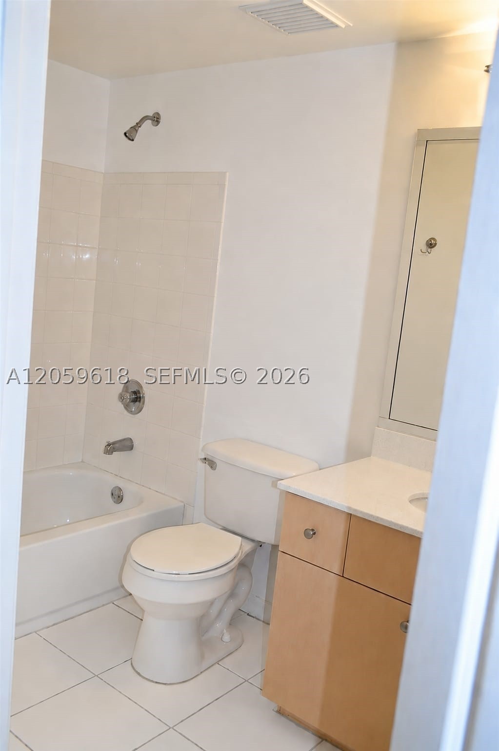 2452 Centergate Dr #104, Miramar FL 33025