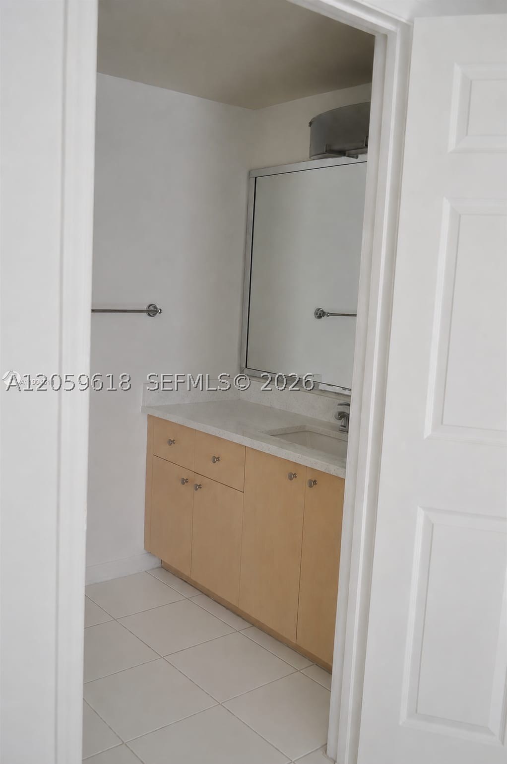 2452 Centergate Dr #104, Miramar FL 33025