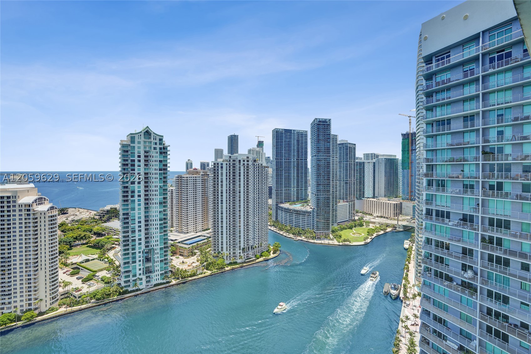 335 S Biscayne Blvd #3807, Miami FL 33131