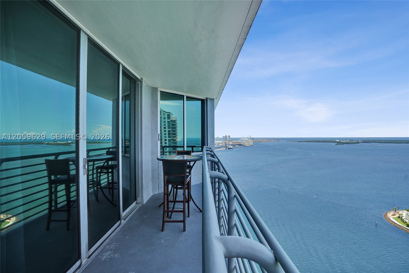 335 S Biscayne Blvd #3807, Miami FL 33131