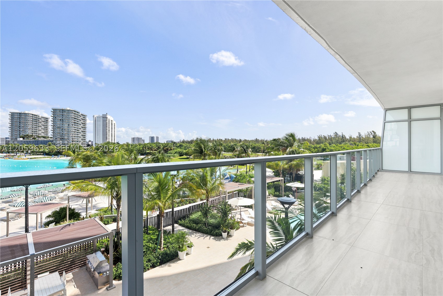 2411 Laguna Circle #209, North Miami FL 33181