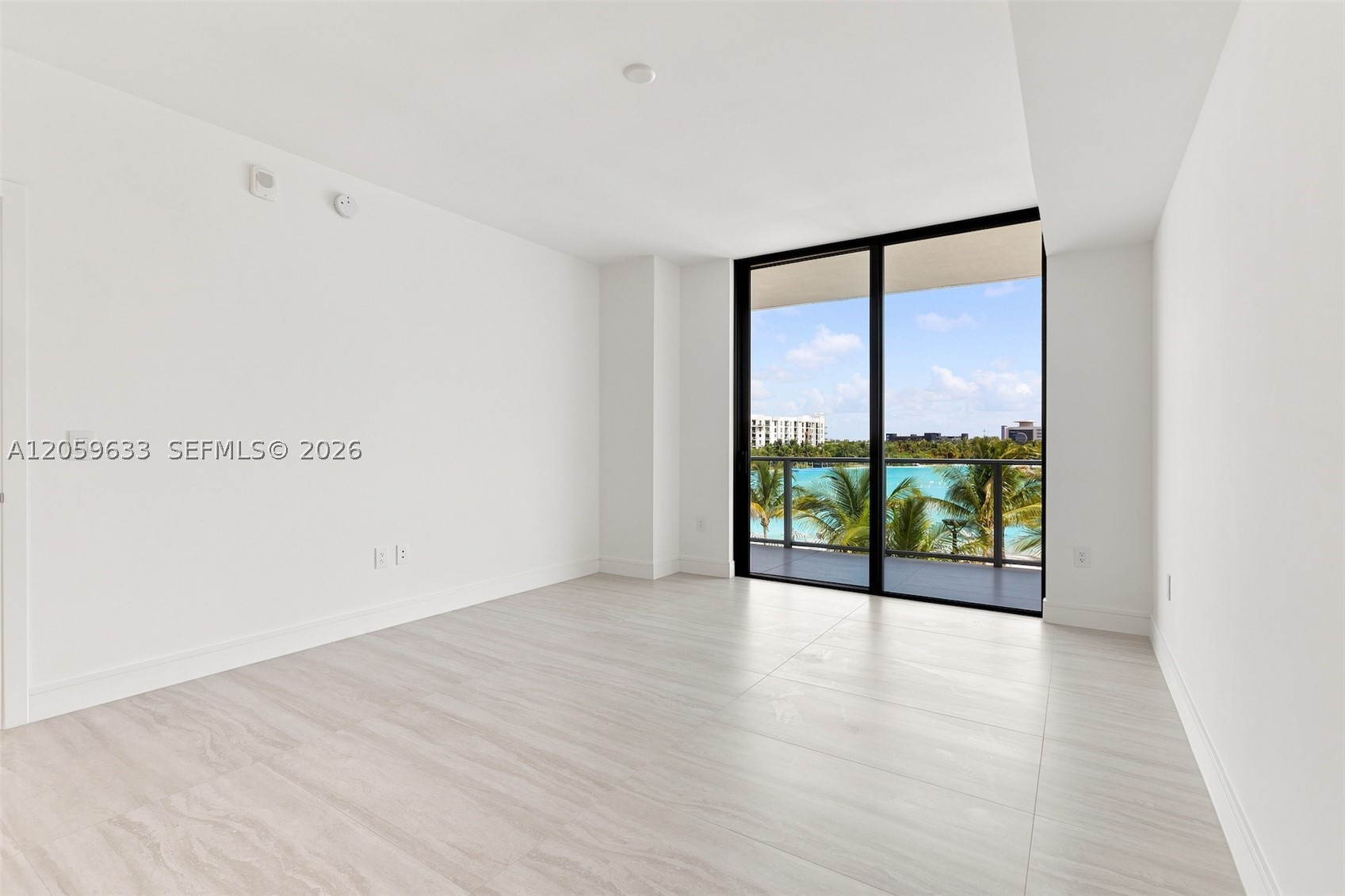 2411 Laguna Circle #209, North Miami FL 33181