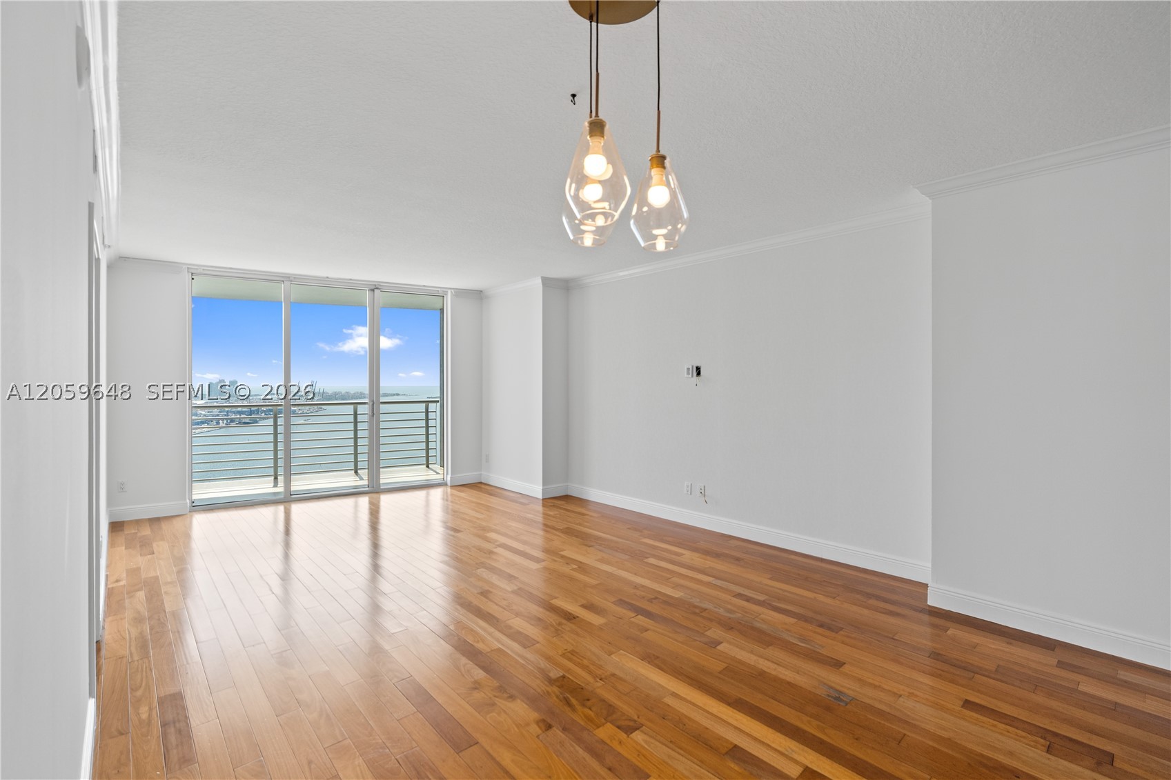 335 S Biscayne Blvd #4112, Miami FL 33131