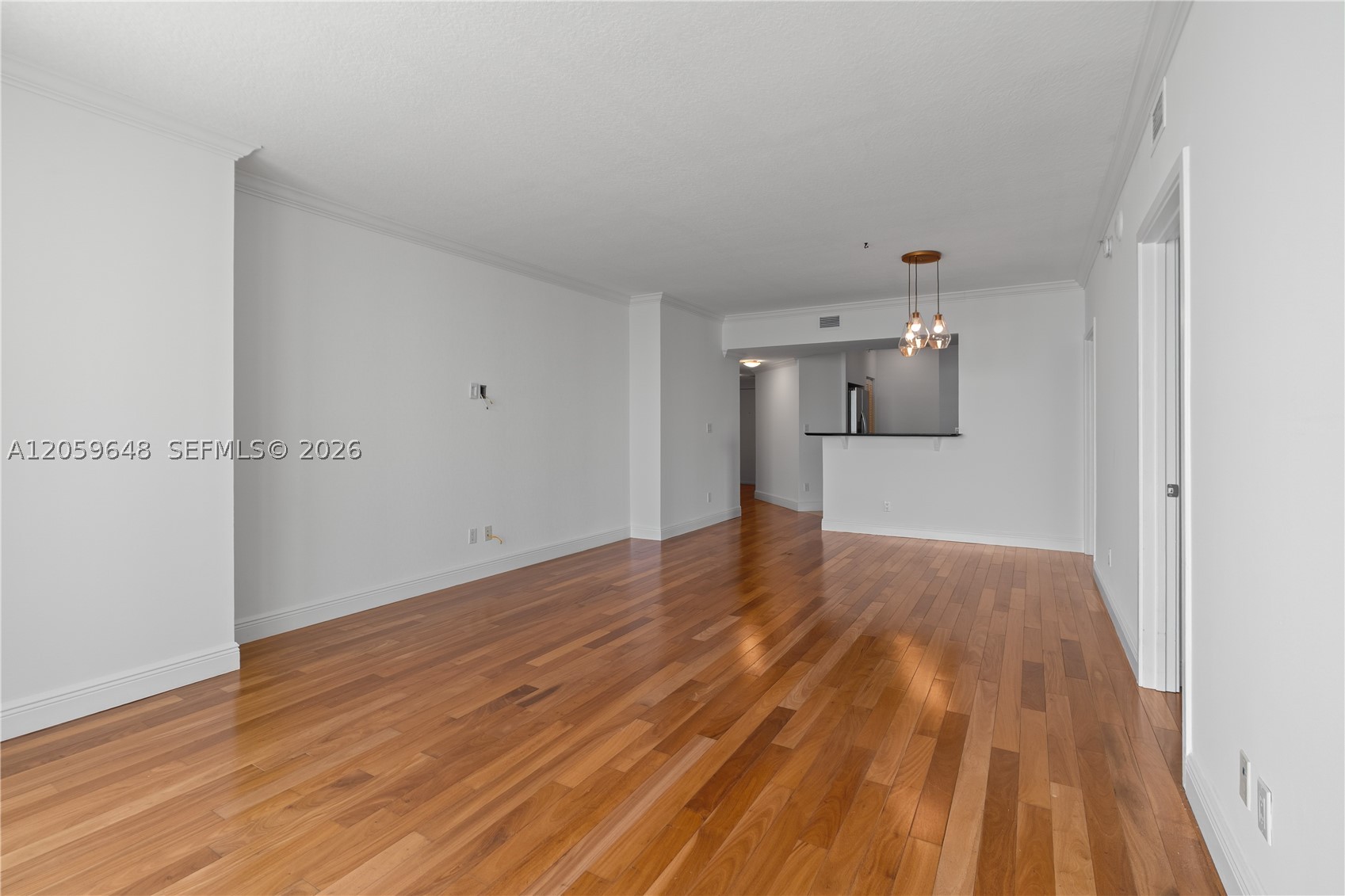335 S Biscayne Blvd #4112, Miami FL 33131