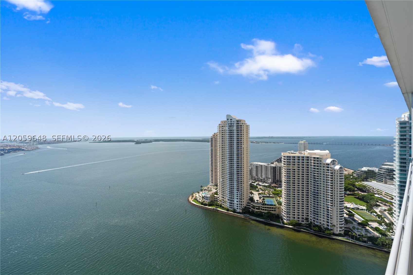 335 S Biscayne Blvd #4112, Miami FL 33131