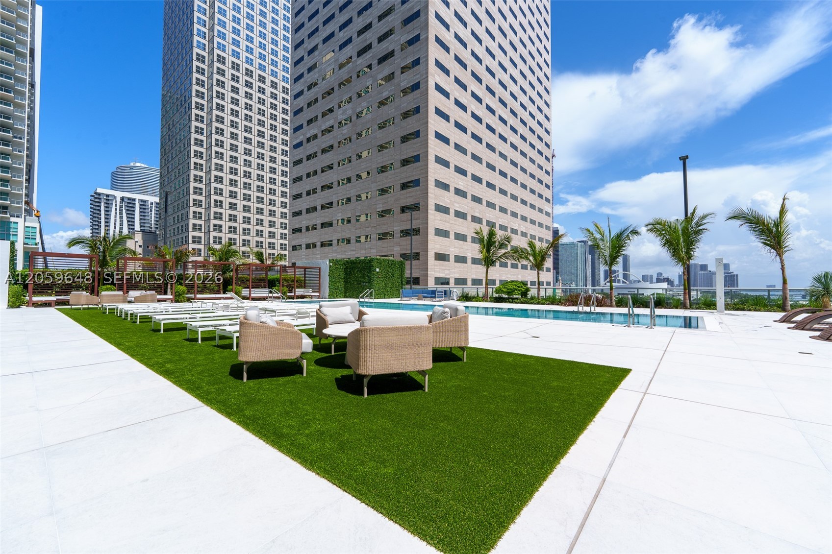 335 S Biscayne Blvd #4112, Miami FL 33131